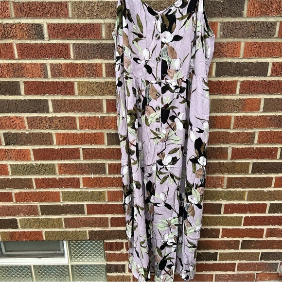 Kori America Plus Lilac Lavender Floral Spaghetti Strap Button Jumpsuit - Picture 4 of 5